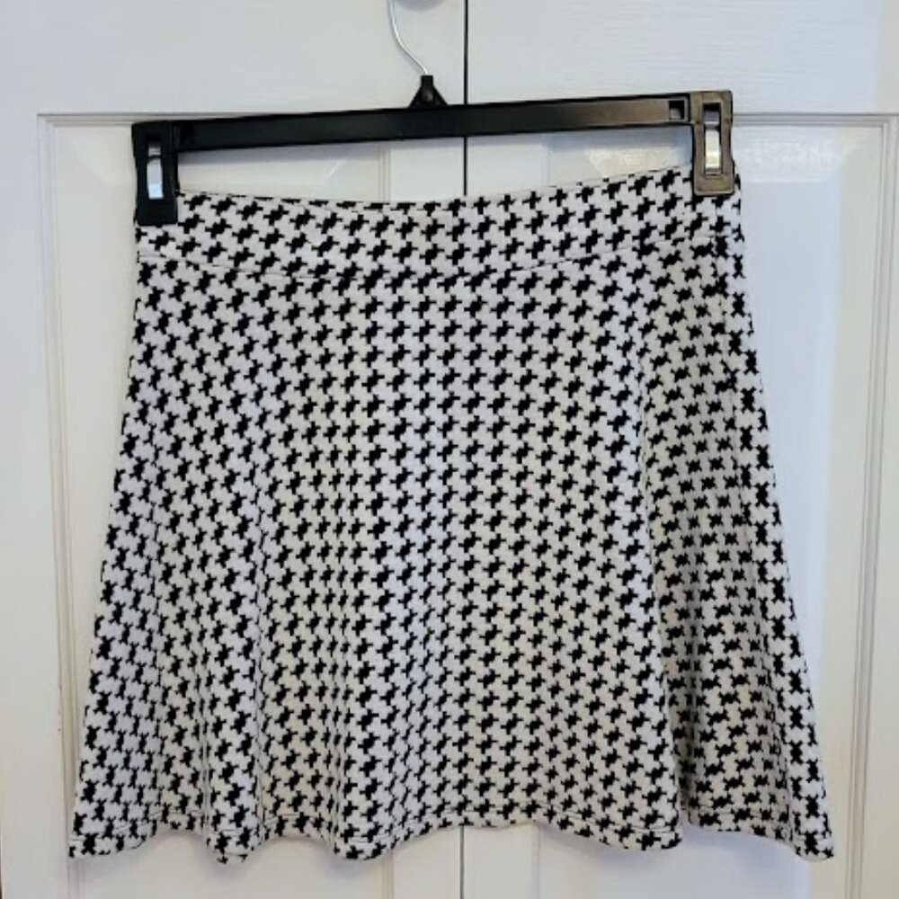 Rue21 Mini Skirt Size Small